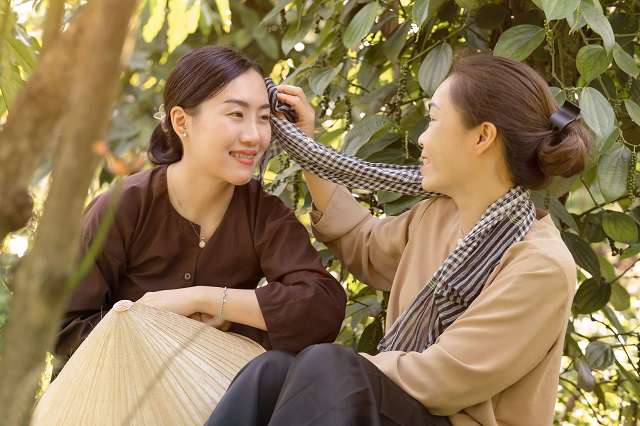 Niềm đam mê và mơ ước đưa nông sản, thảo dược thiên nhiên Việt ra thế giới của hai chị em gái ở Lâm Đồng