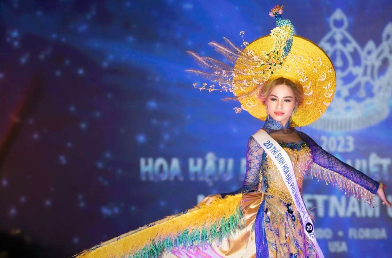 Nhà thiết kế Katie Phạm đăng quang Mrs Vietnam Universe 2023