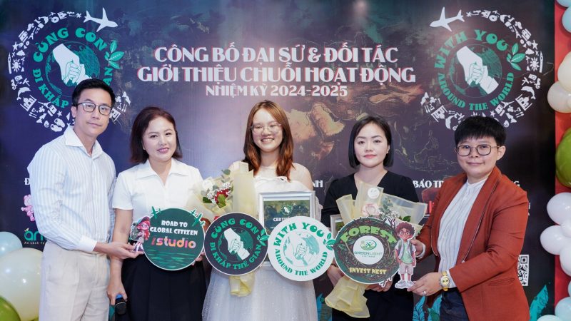 Green Light Việt Nam và “Cùng Con Đi Khắp Thế Gian” ra mắt chiến dịch đầu tư trồng rừng “Forest Invest Nest”