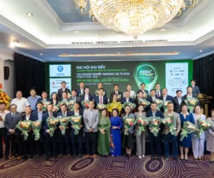 “Nữ doanh nhân cho gà nghe nhạc thiền” làm Chủ tịch CLB Doanh nghiệp Mekong