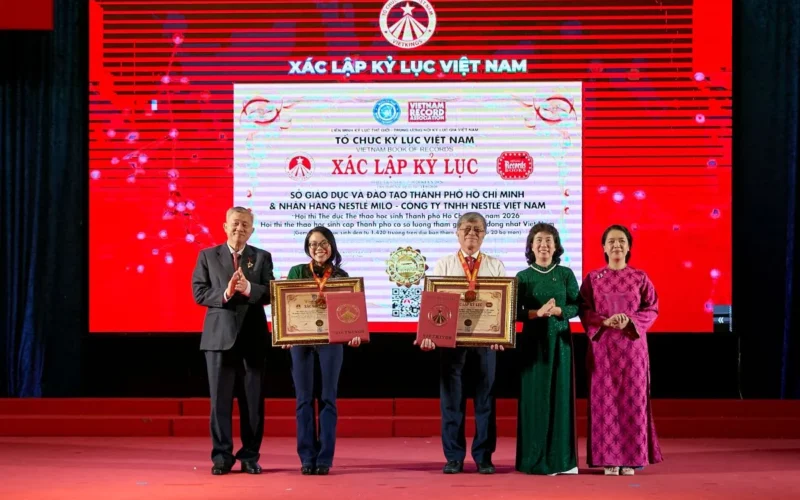 Hội thi Thể dục Thể thao học sinh TP.HCM năm học 2025 – 2026 chính thức được Tổ chức Kỷ lục Việt Nam (VietKings) xác lập là “Hội thi thể thao học sinh cấp thành phố có số lượng học sinh tham gia đông nhất Việt Nam”